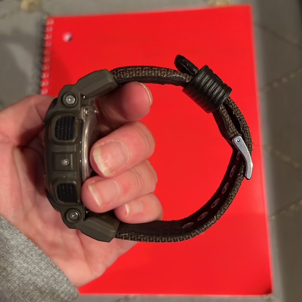 Casio G-Shock - Picture 2 of 6